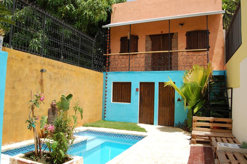 La Choza Guesthouse Santo Domingo Exterior photo